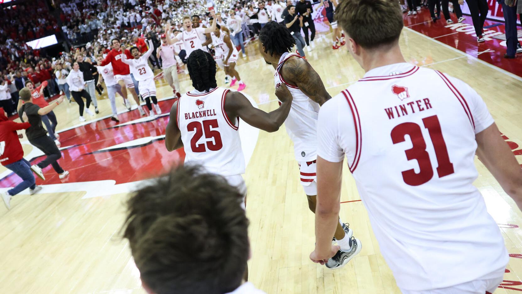 'Shock the world': Fans relish Wisconsin men's basketball's upset of No. 9 Arizona